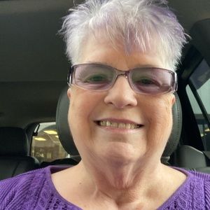 Meet your Posher, Debra